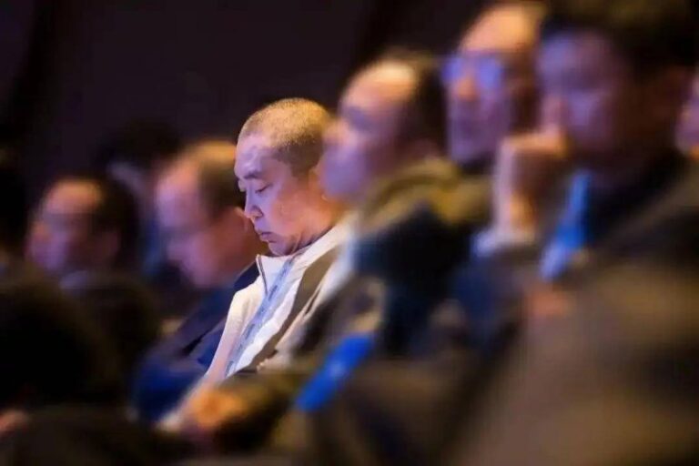 我市各高速路口检查点认真落细落实各项传染病防控举措